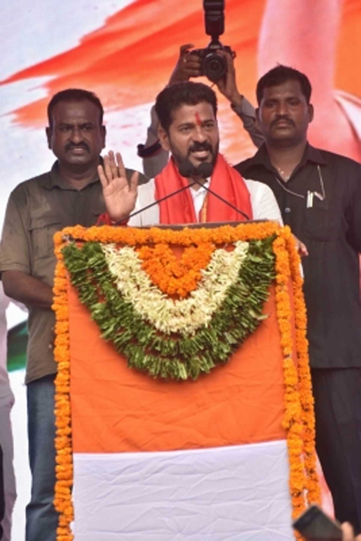 तेलंगाना कांग्रेस की दूसरी सूची से फूटा असंतोष, इस्तीफों का दौर शुरू